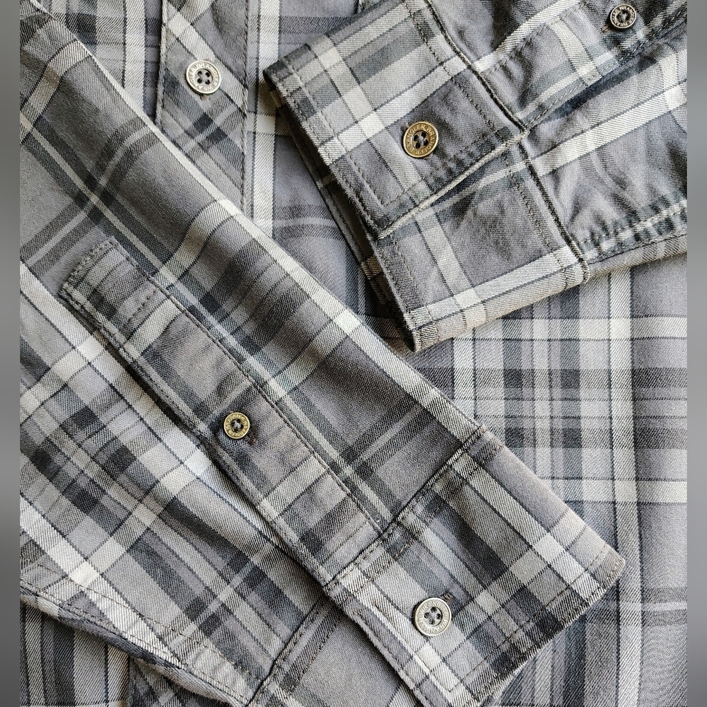 Wrangler Outdoor Regular Fit Men's Shirt Button Down Plaid grey 2 Pockets sz XL. - Picture 8 of 13